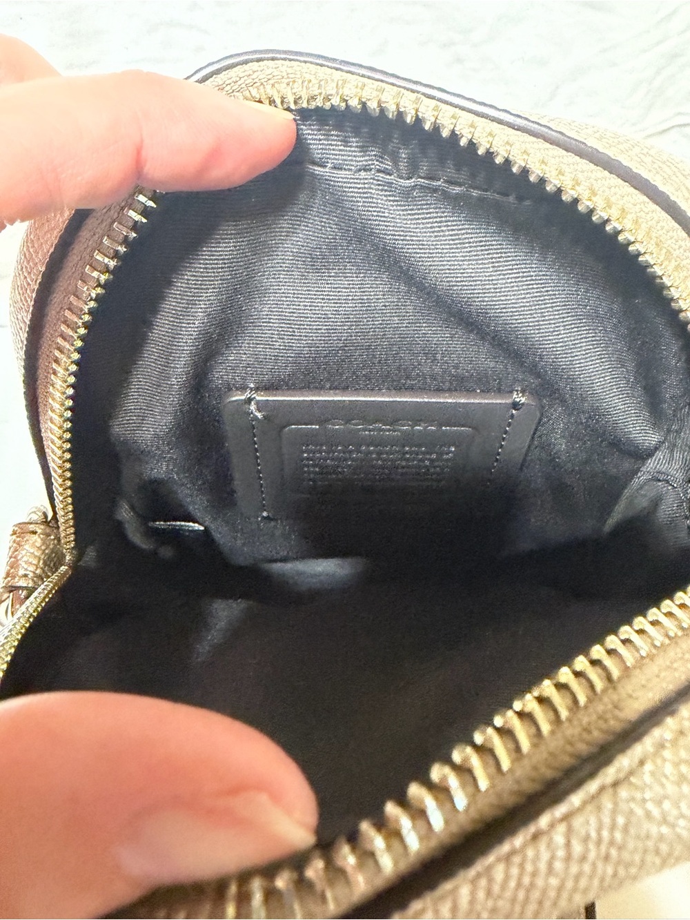 Coach metallic champagne crossbody bag - Picture 7 of 9
